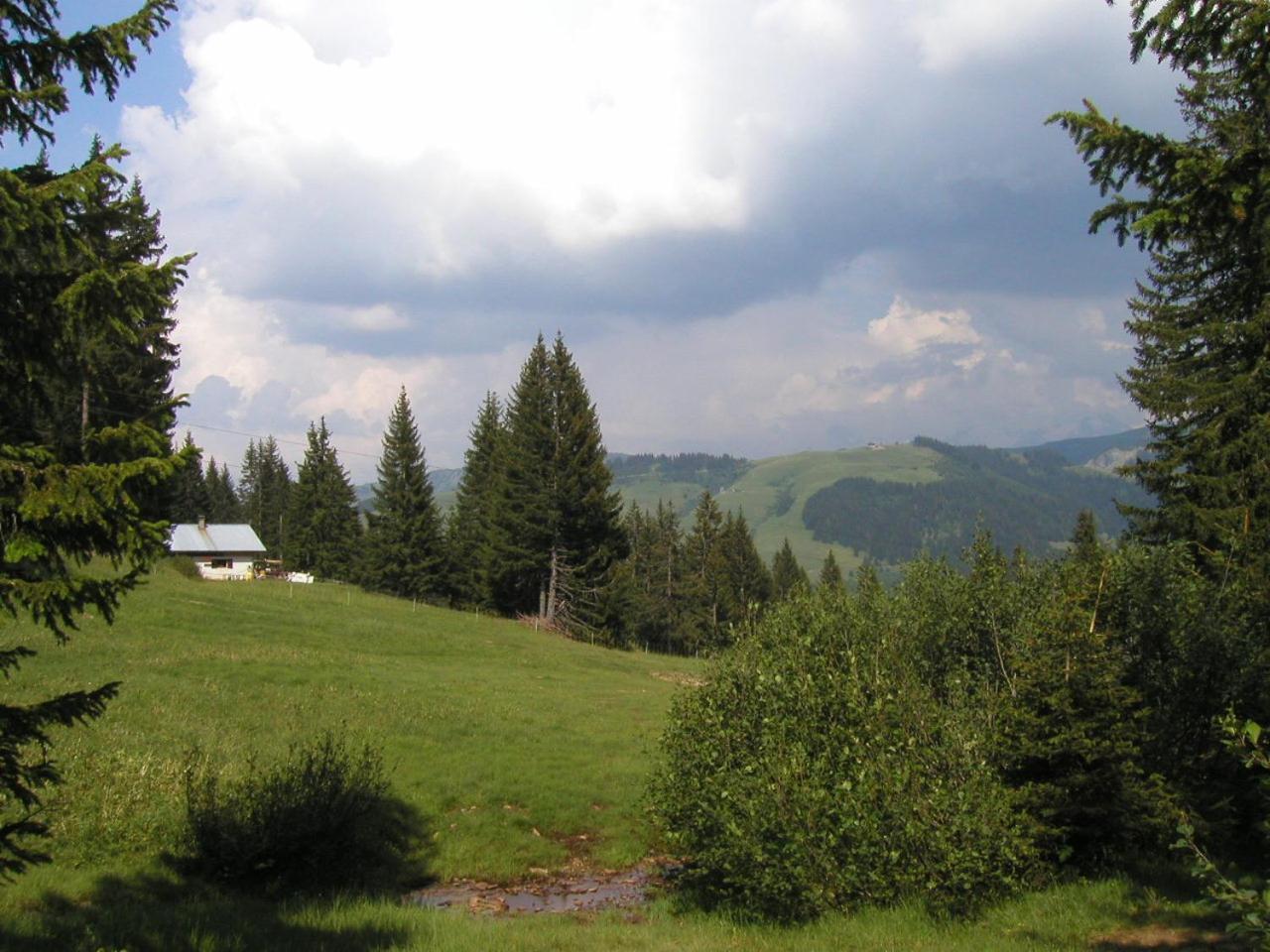 Le Refuge Du Lachat 크레볼랑 외부 사진